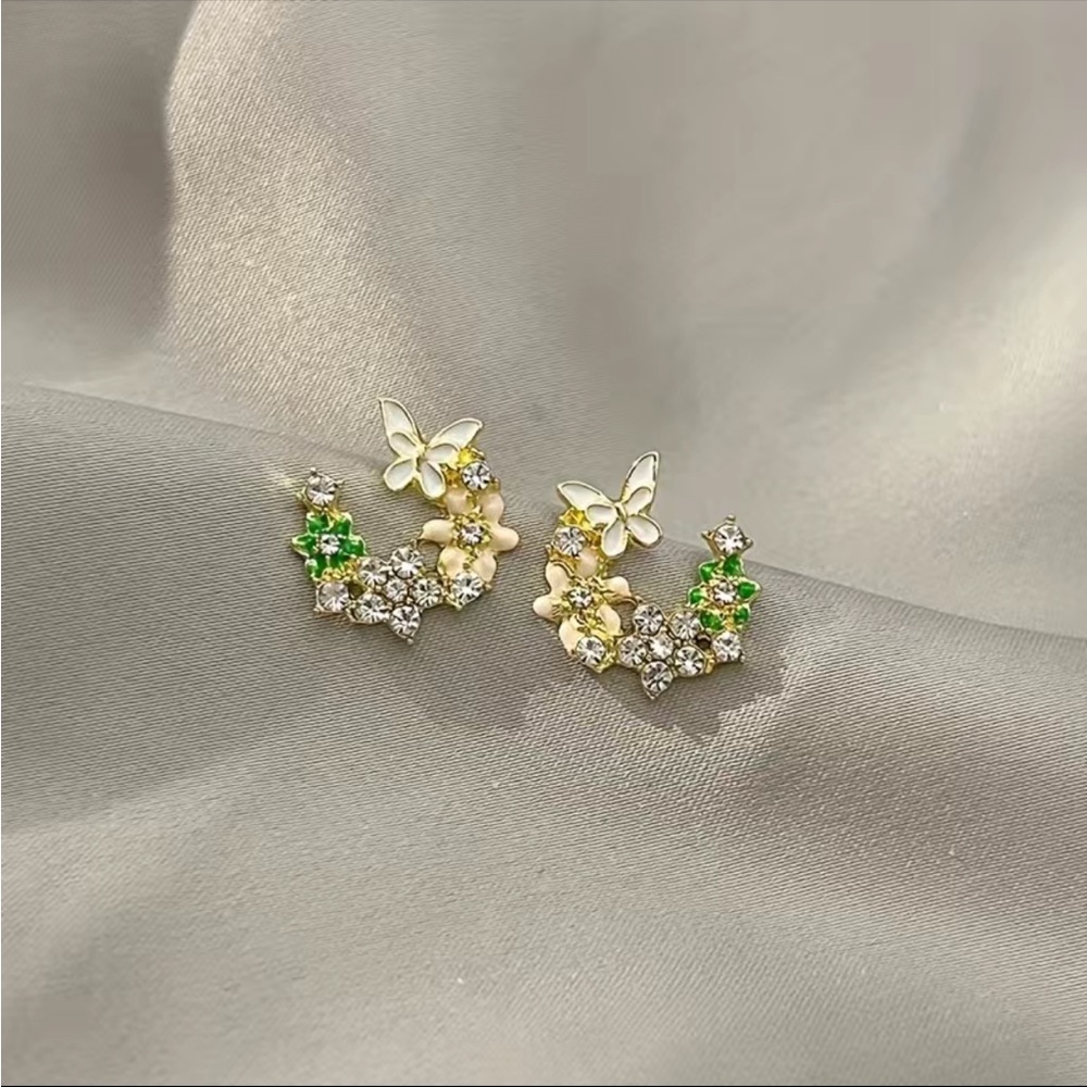 18K Gold Plated Flower Crescent with Butterflies elegant shiny woman earrings